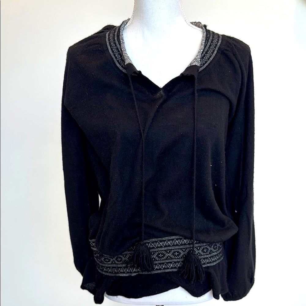 Joie Black Boho Cashmere Sweater w/ flutter hem Size M Excellent Condition